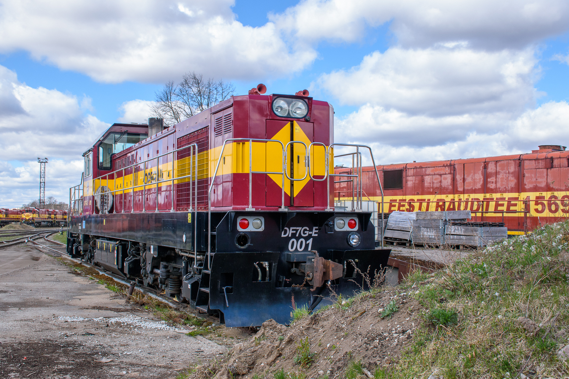 CRRC Beijing DF7G-E – photo 3