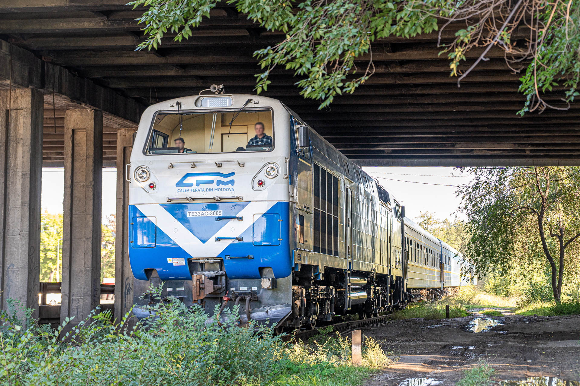 GE ES44ACi – photo 11