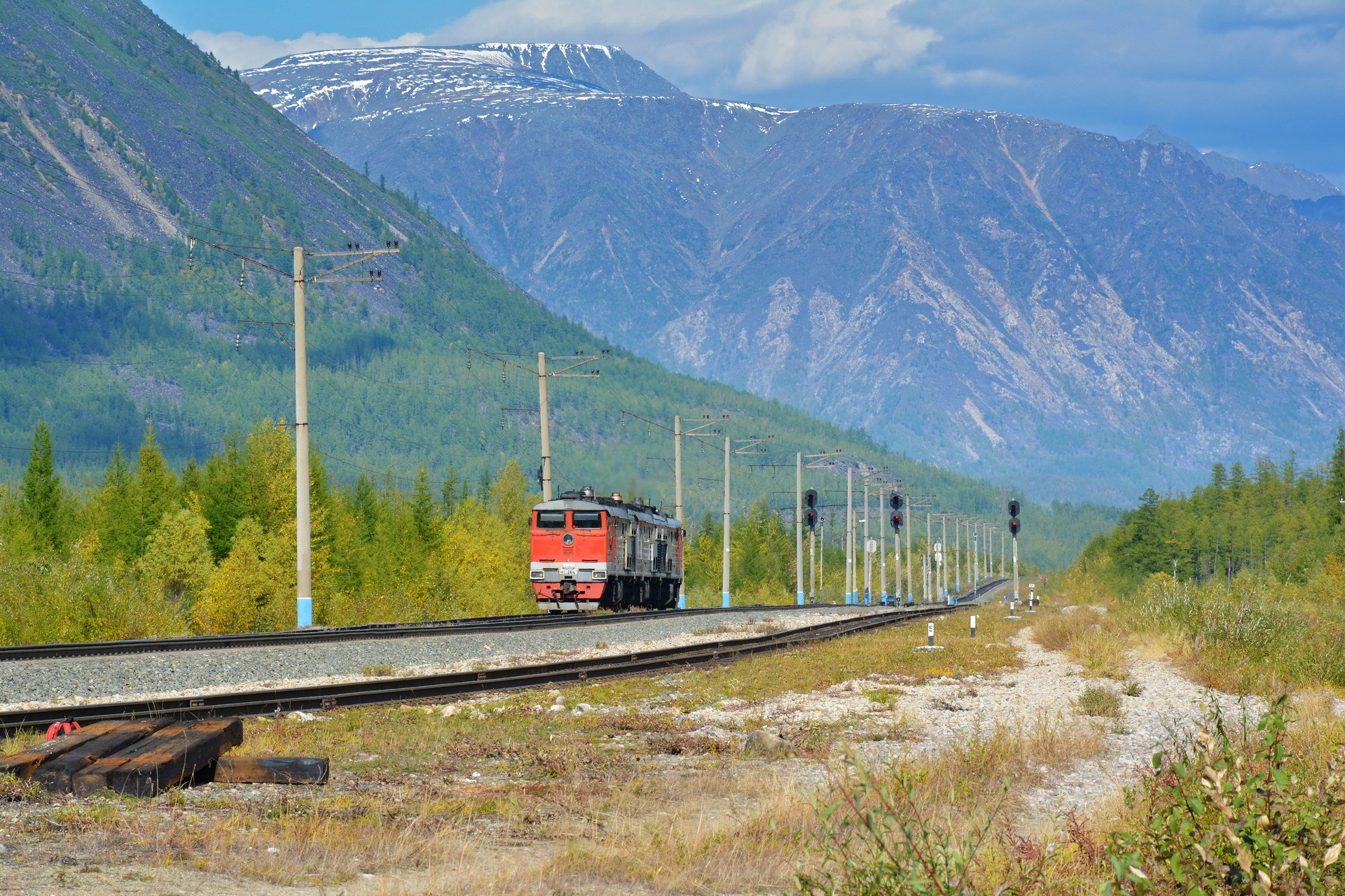 Luhanskteplovoz 2TE10M – photo 20