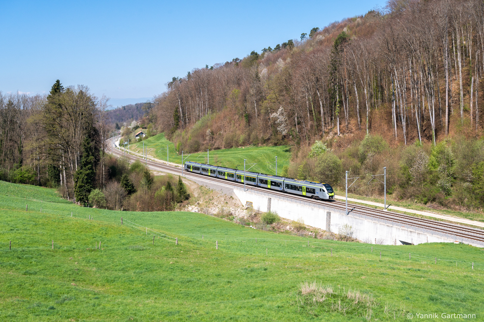 Stadler RABe 528 – photo 8