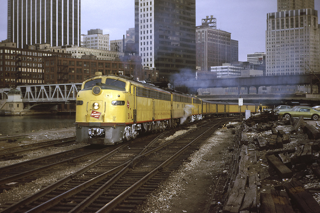 EMD E8A – photo 17