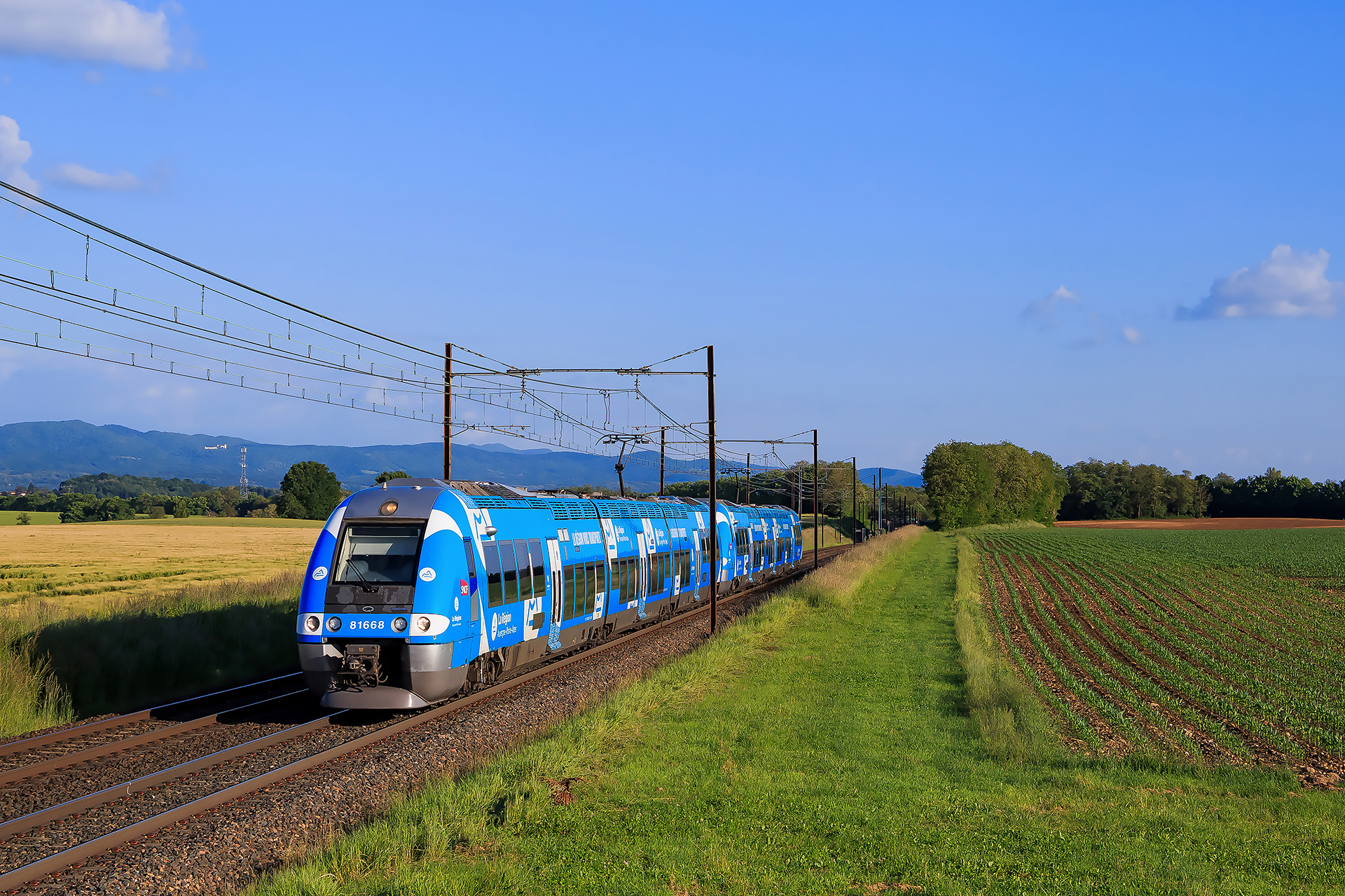 Bombardier B 81500 – photo 3