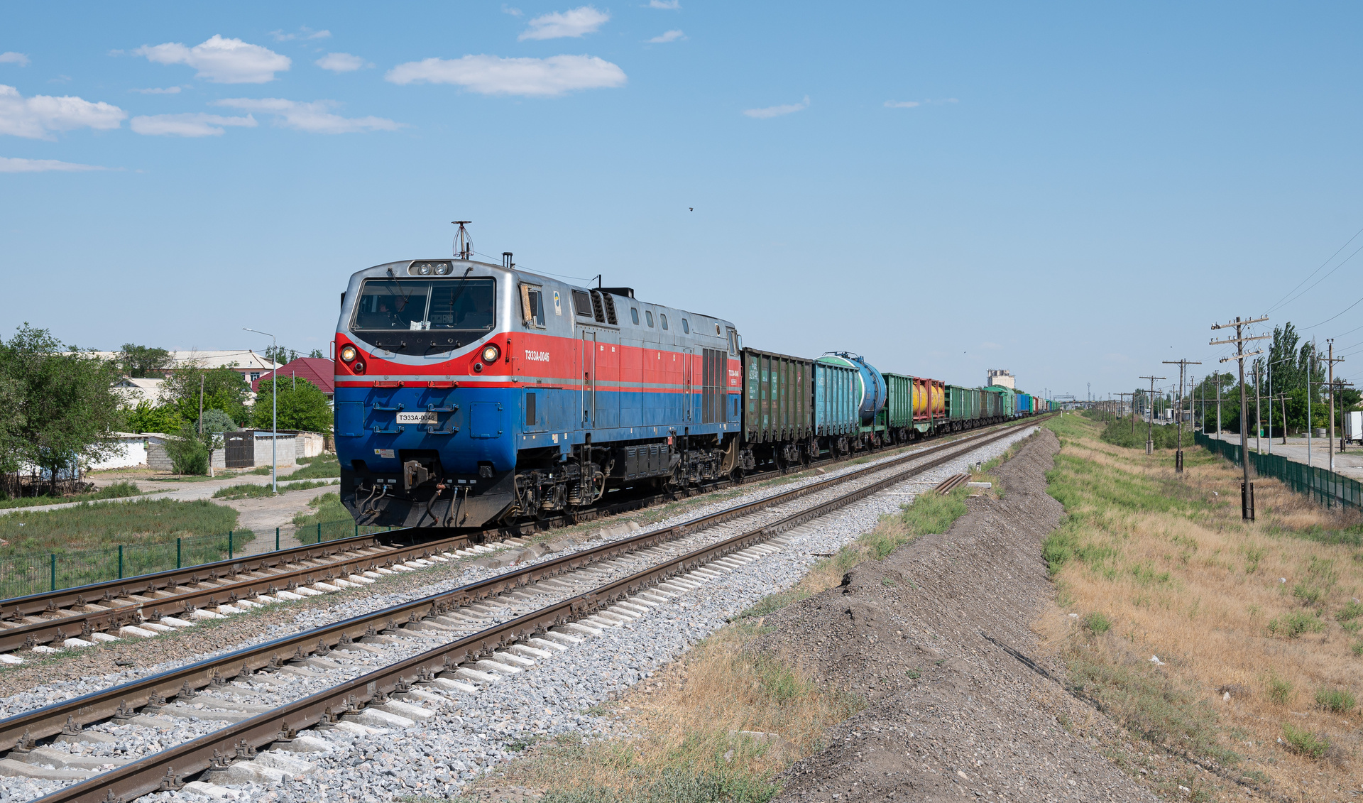 GE ES44ACi – photo 22
