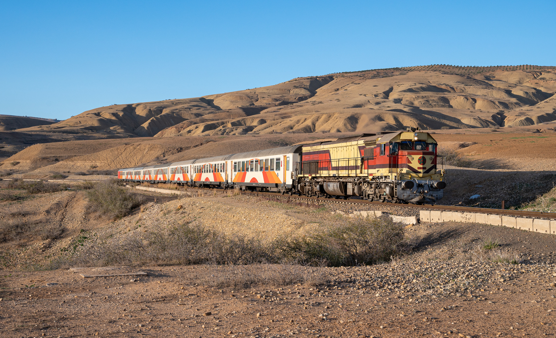 EMD GT26CW-2 – photo 4