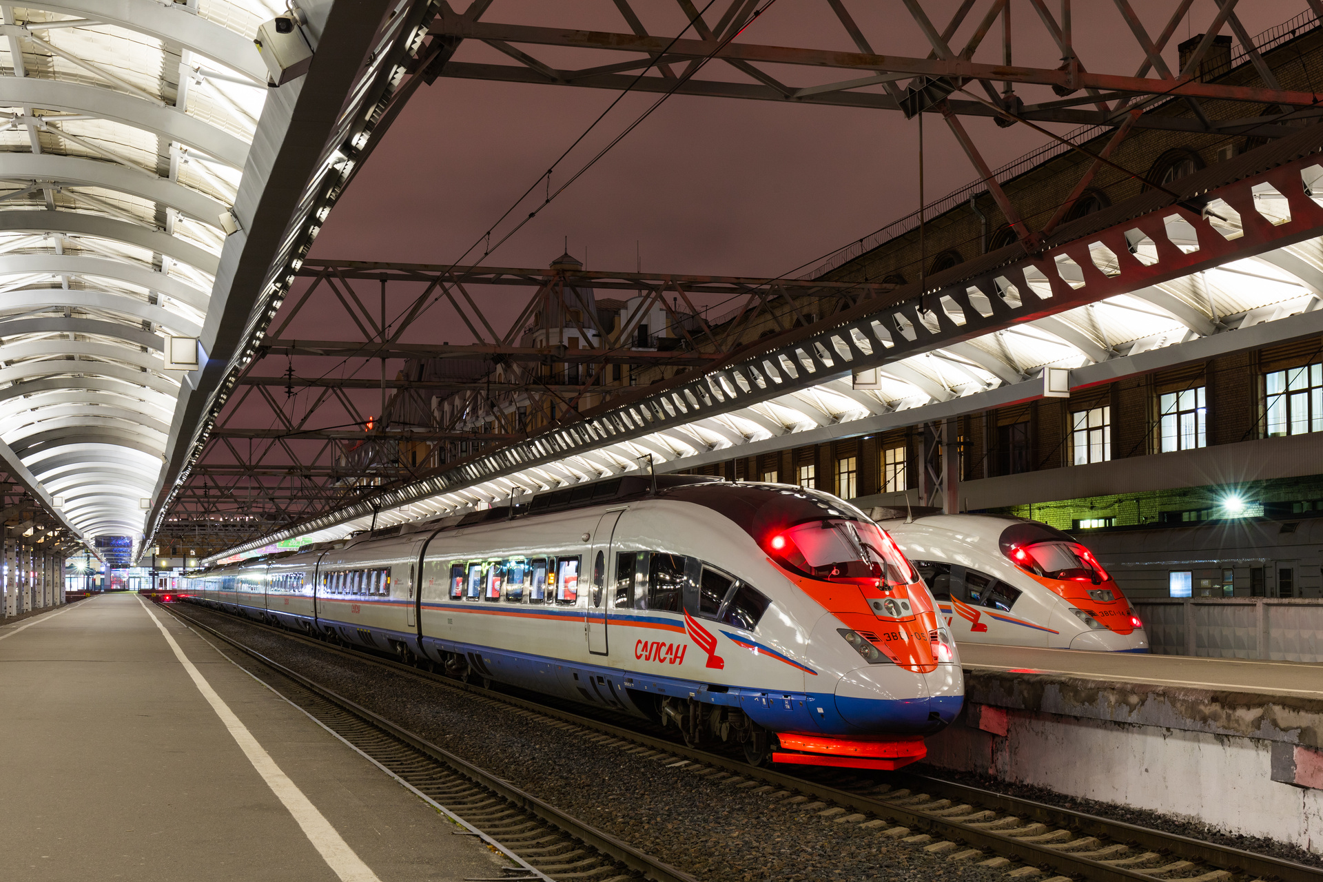 Siemens Velaro RUS (DC) – photo 3