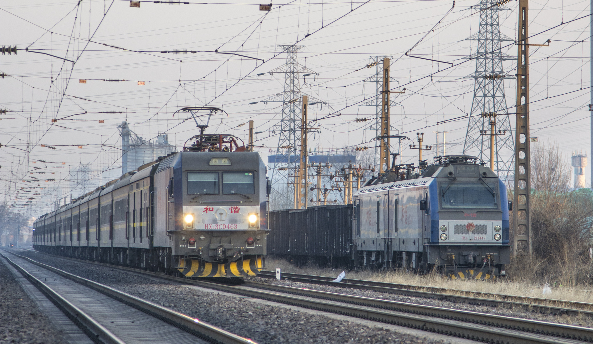 CRRC Dalian HXD3C – photo 12