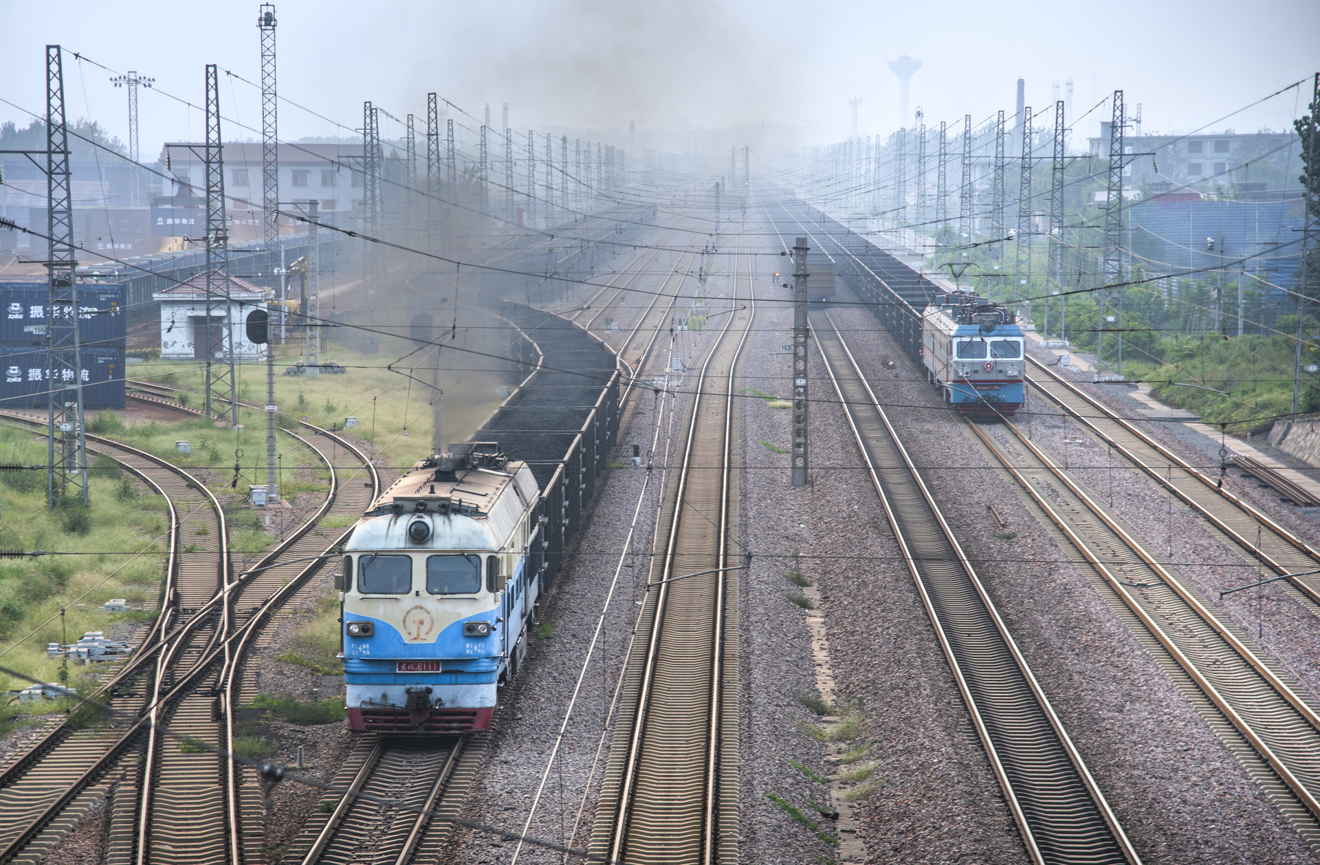 CRRC Qingdao Sifang DF4B – photo 2