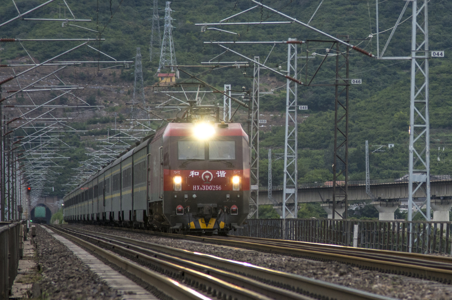 CRRC Dalian HXD3D – photo 3
