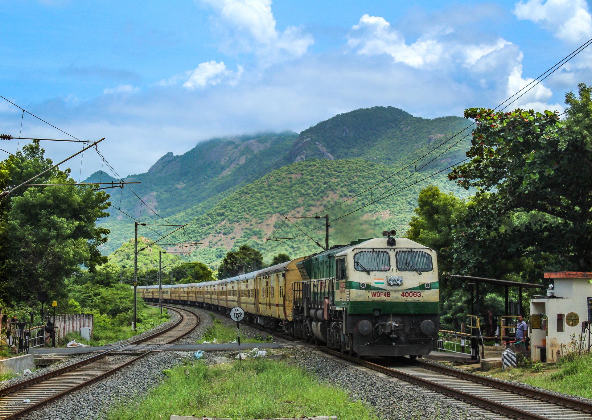 EMD GT46PAC – photo 23
