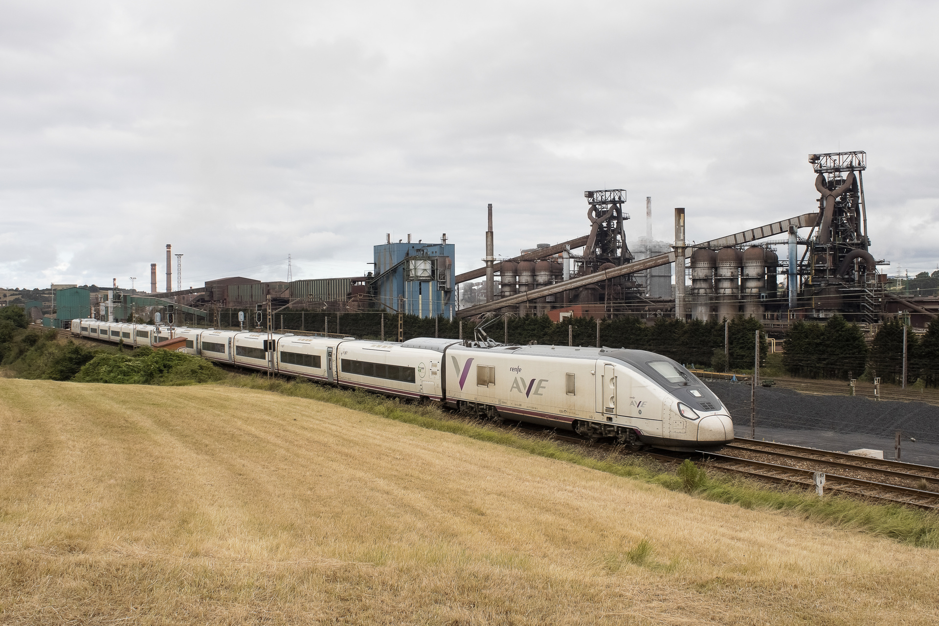 Talgo Avril Renfe 106 – photo 2