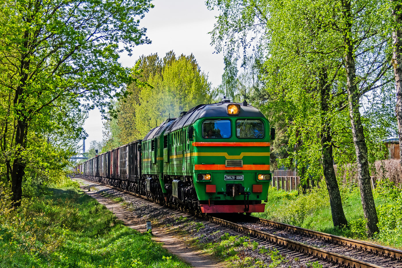 Luhanskteplovoz 2M62U – foto 22