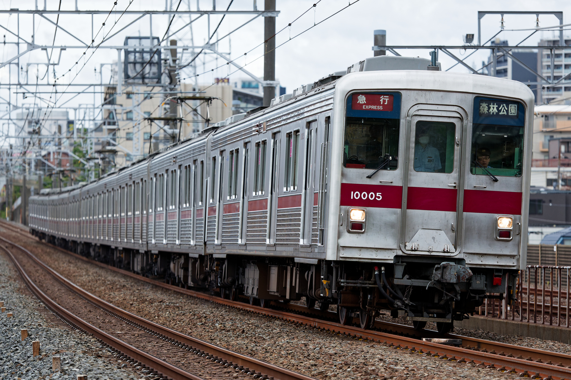 FHI Tobu 10000 – photo 2