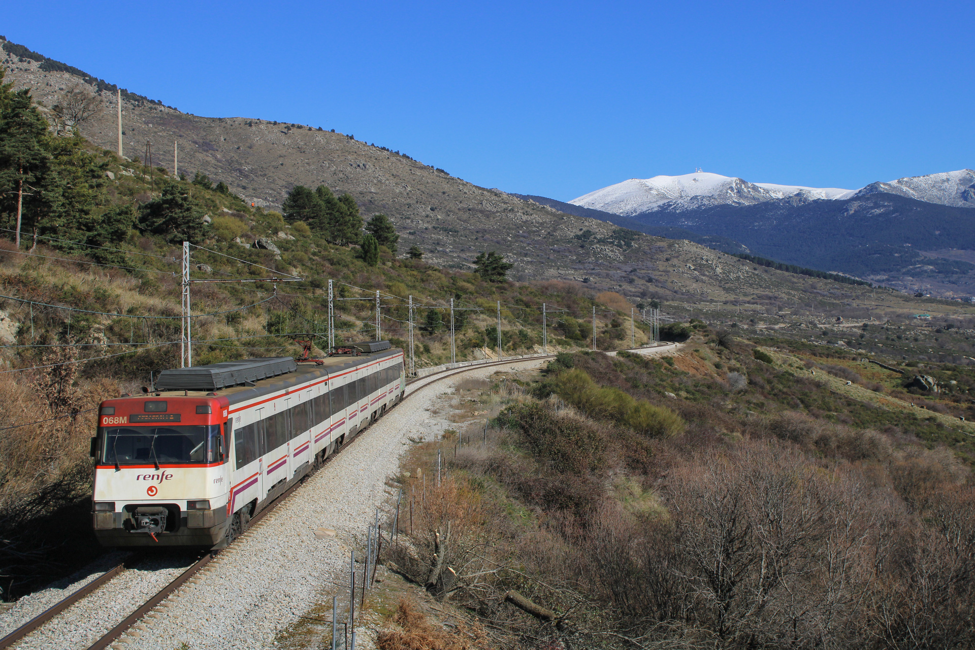 CAF RENFE 446 – photo 3
