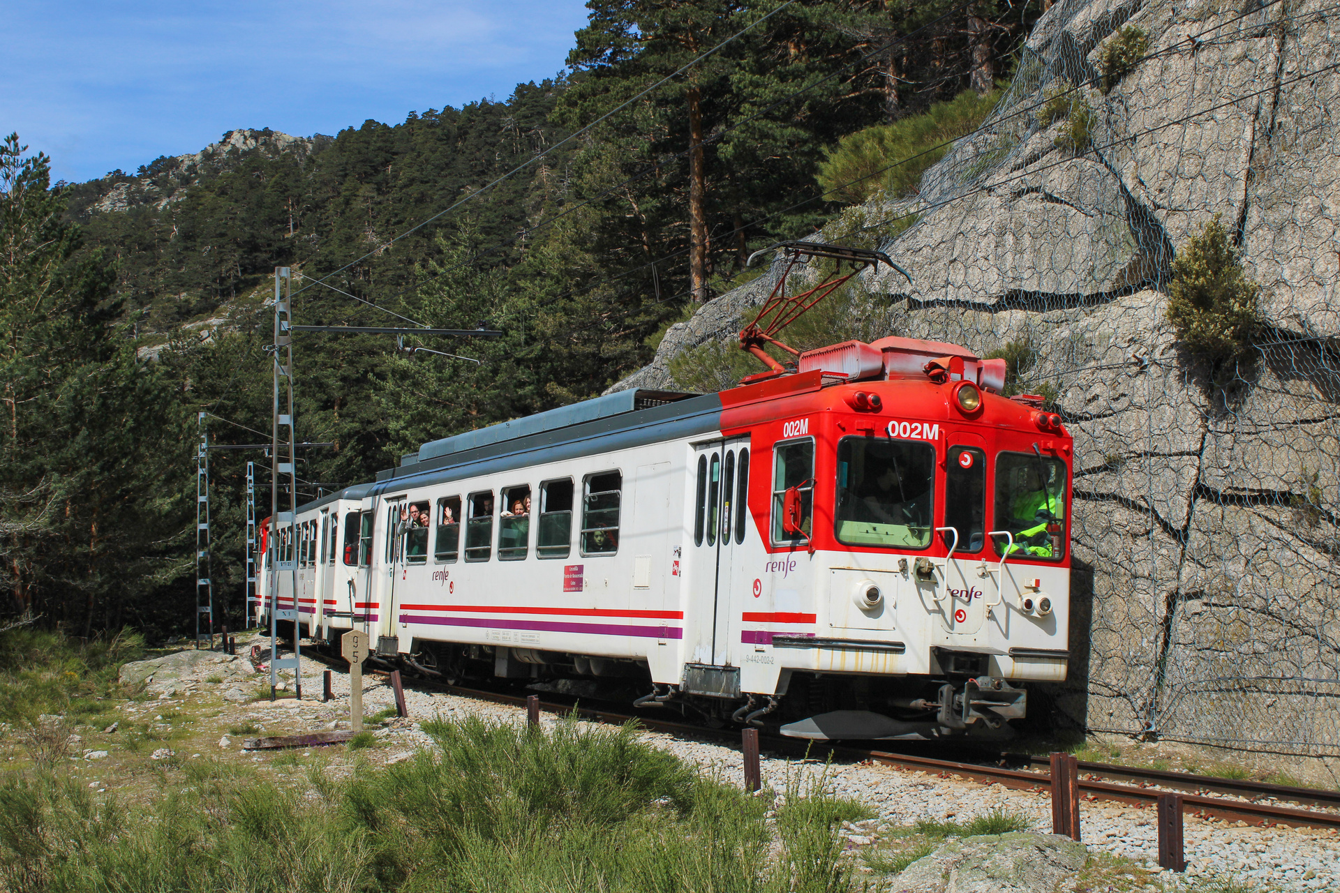 MTM RENFE 442 – photo 6