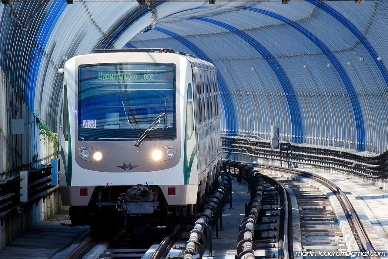 Metrovagonmash 81-740.2B – foto 4