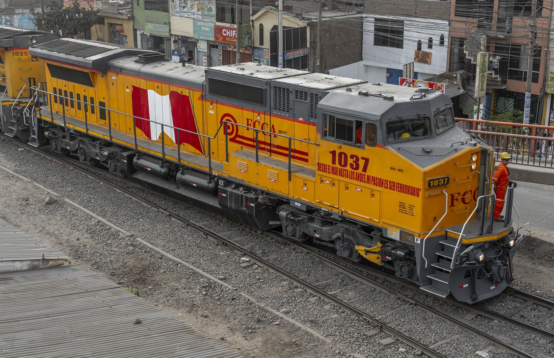 GE Dash 8-41CW – photo 3