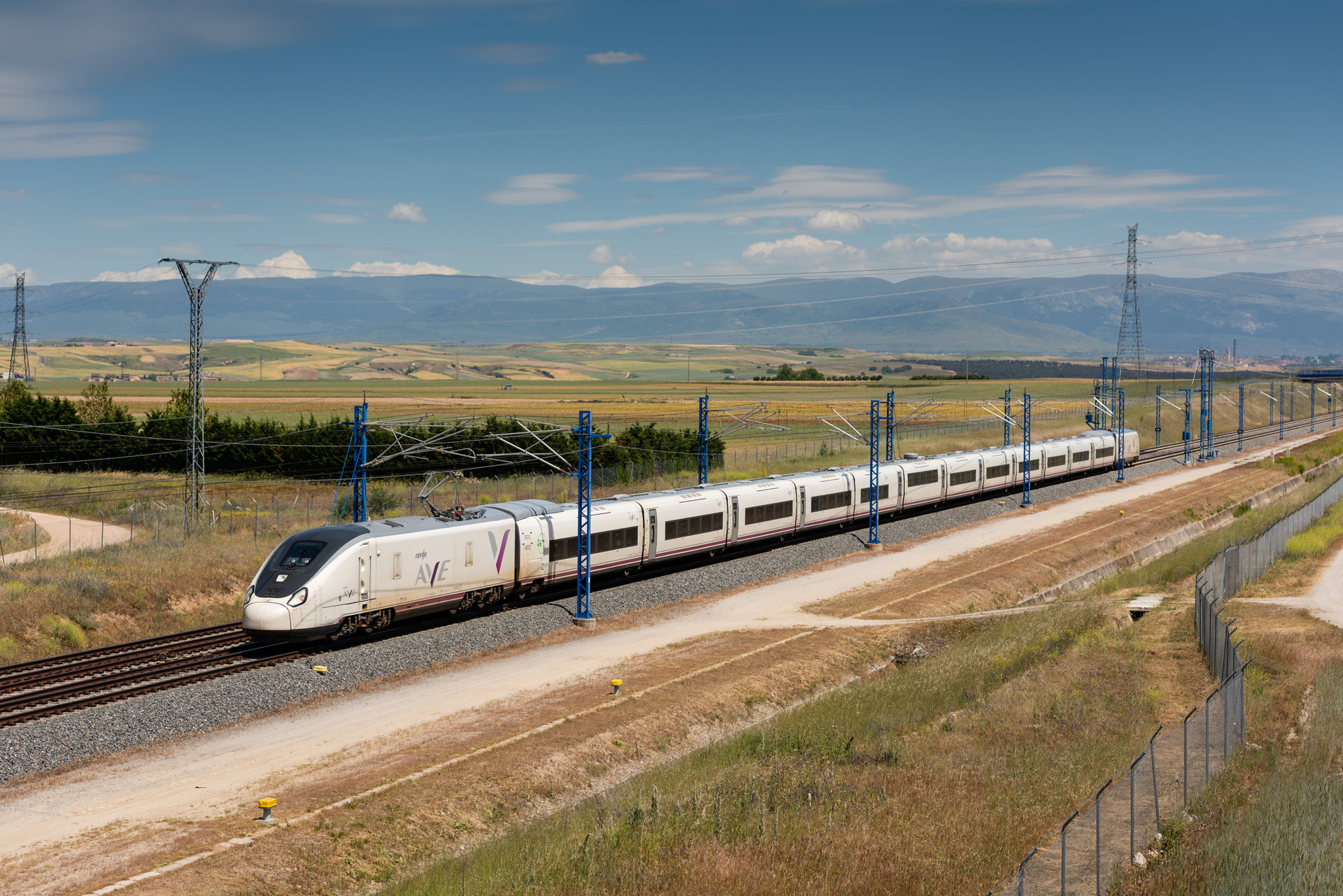 Talgo Avril Renfe 106 – photo 9