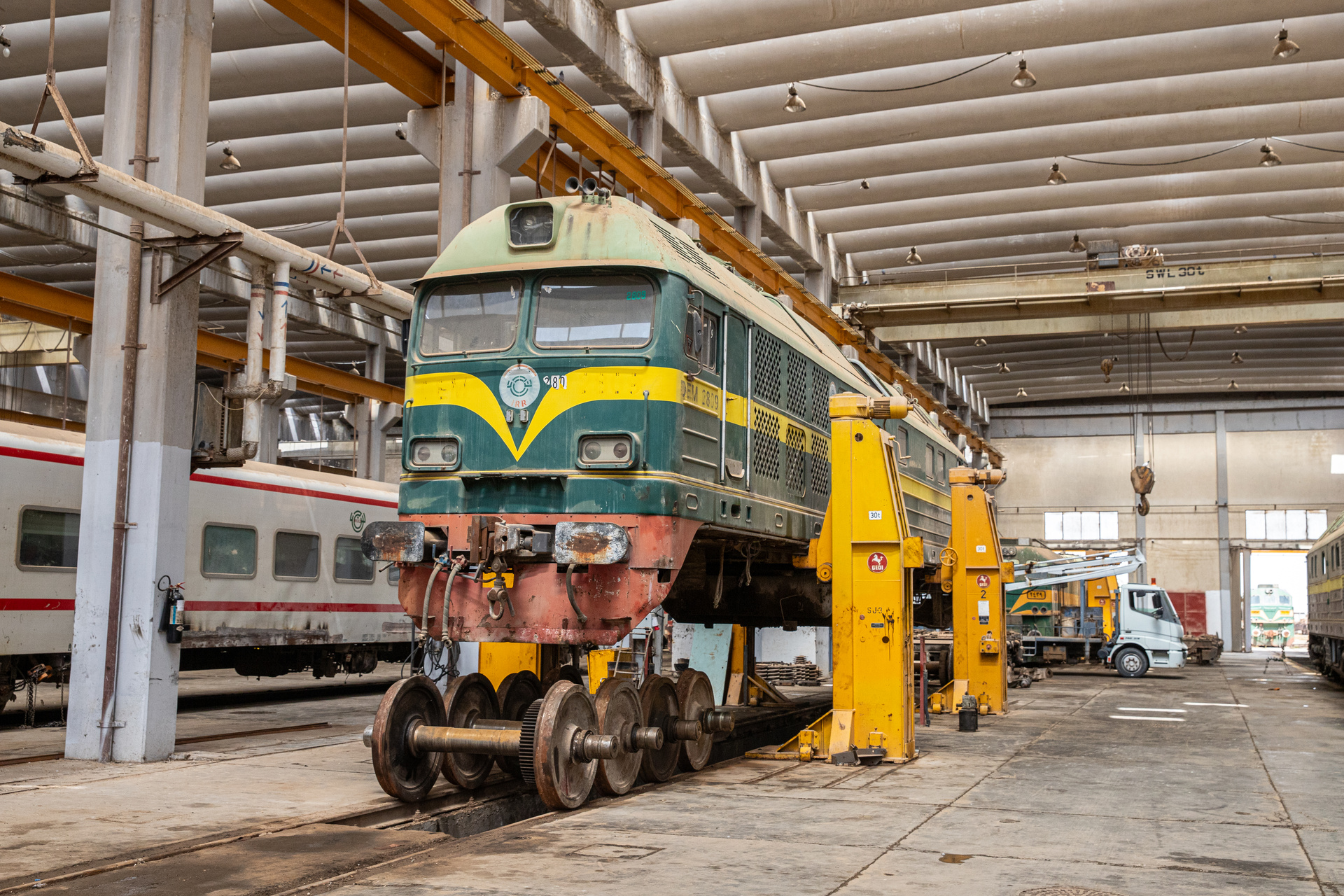Luhanskteplovoz TE114I – photo 4
