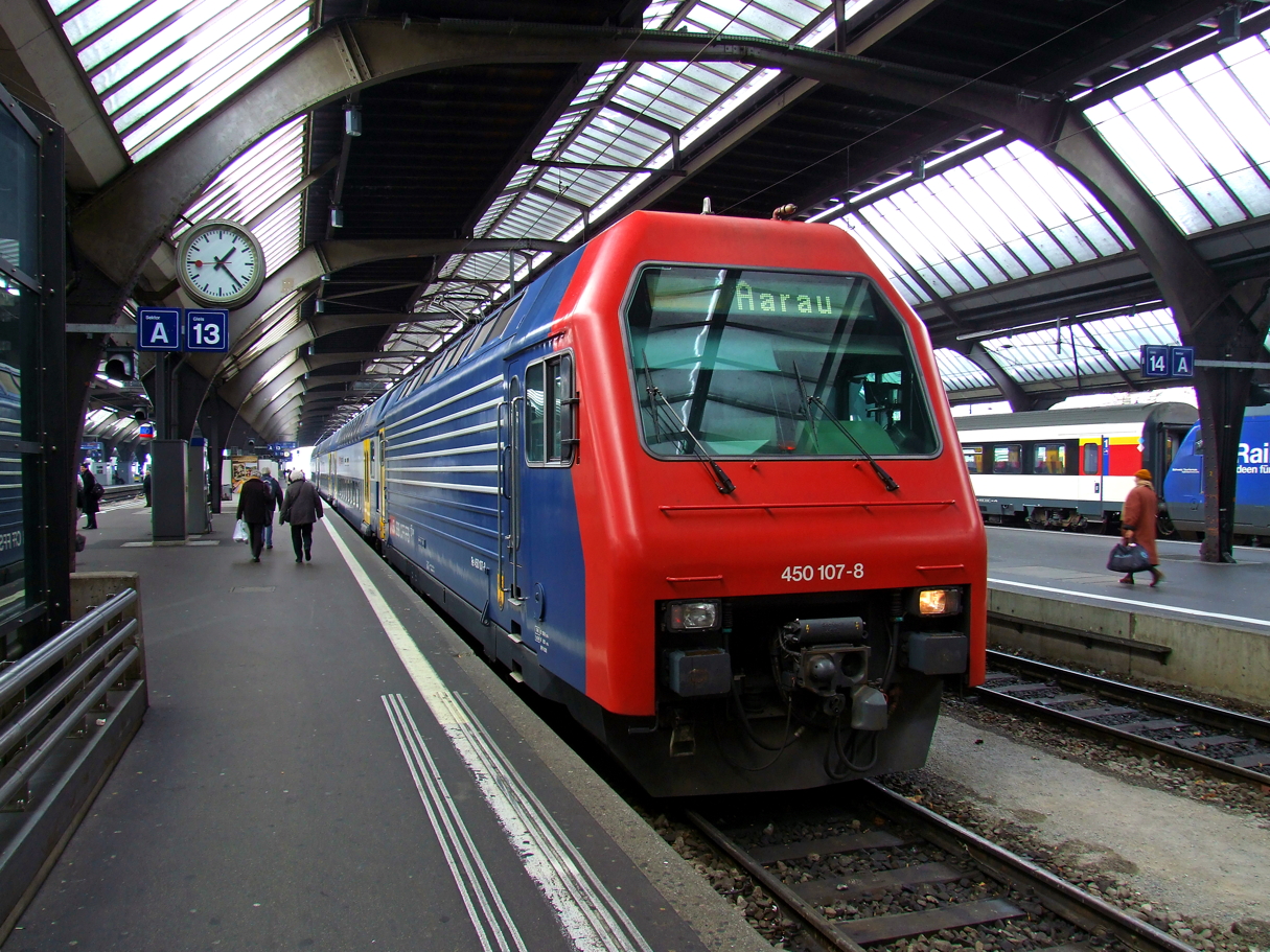 SLM Re 4/4 V – photo 15