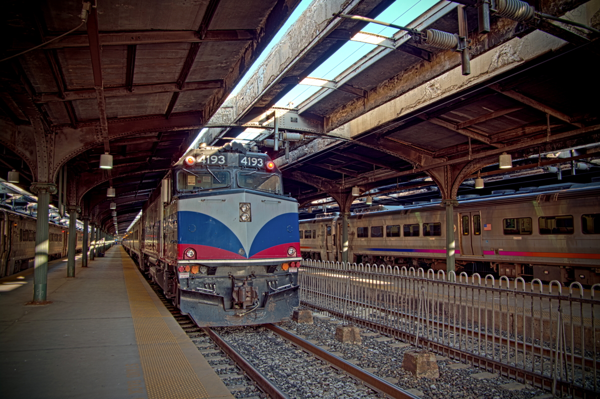 EMD F40PH-2CAT – photo 3