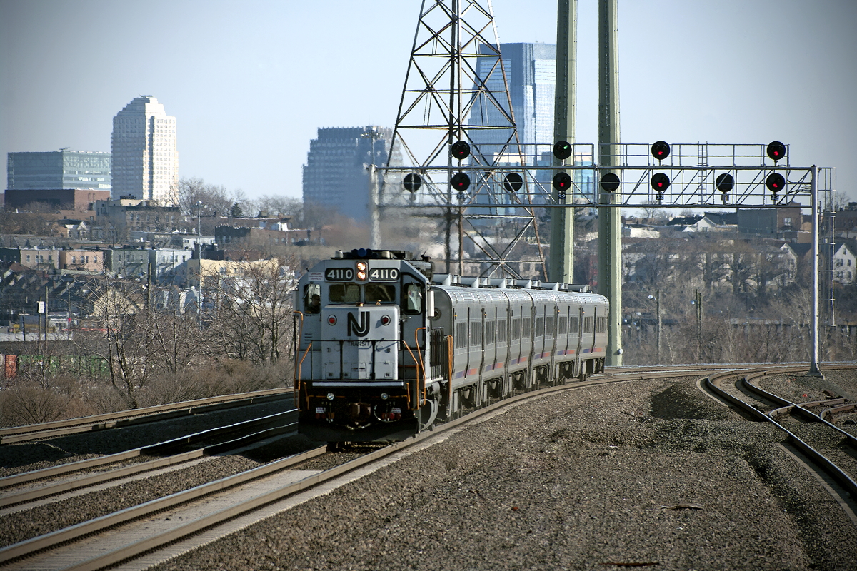EMD GP40PH-2 – photo 7