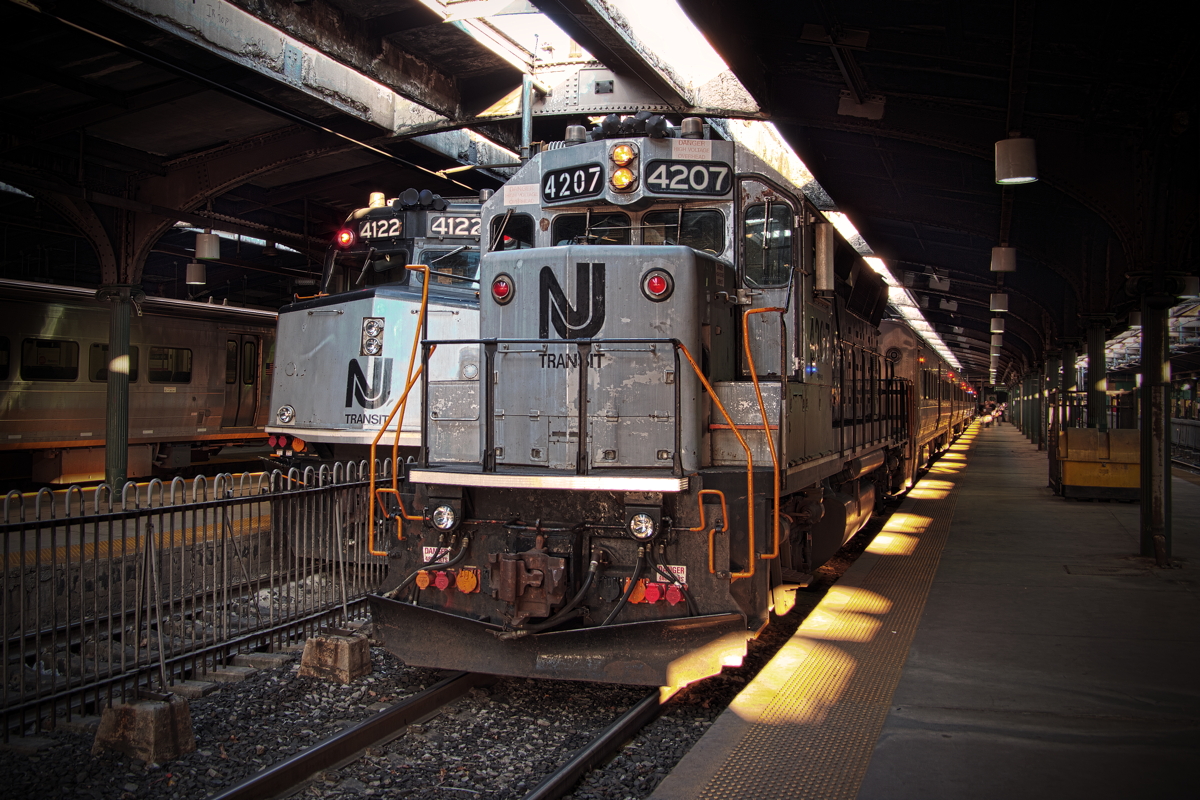 EMD GP40PH-2B – photo 11