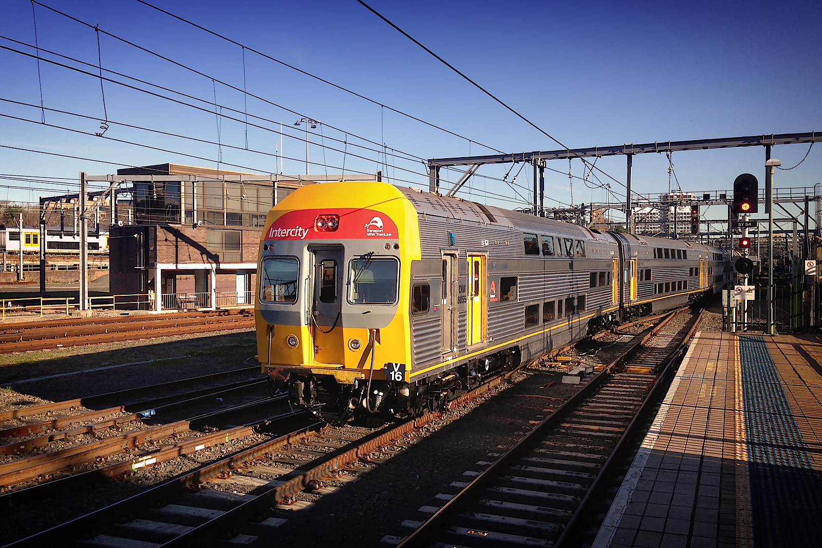 Comeng CityRail V set – photo 5