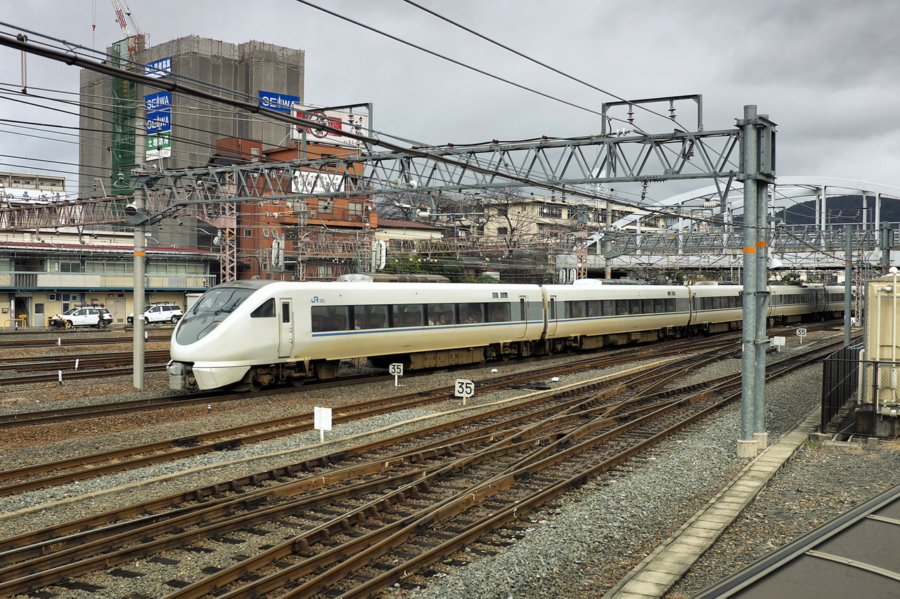 Kinki Sharyo 683 series – photo 12