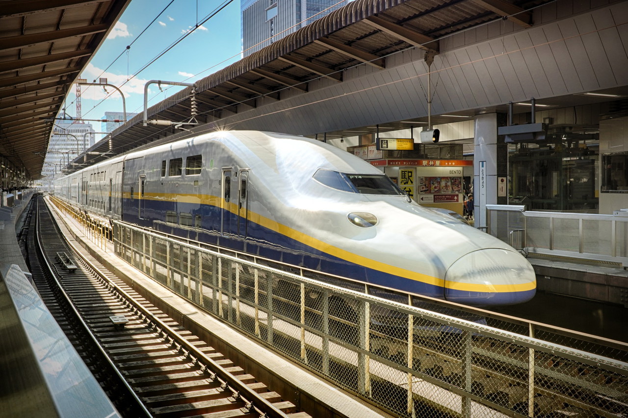 Hitachi E4 – photo 3