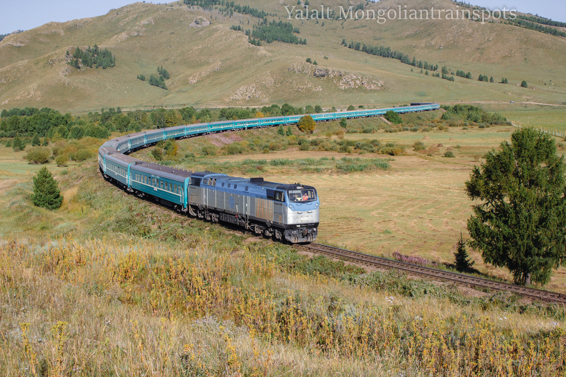 GE ES44ACi – photo 15