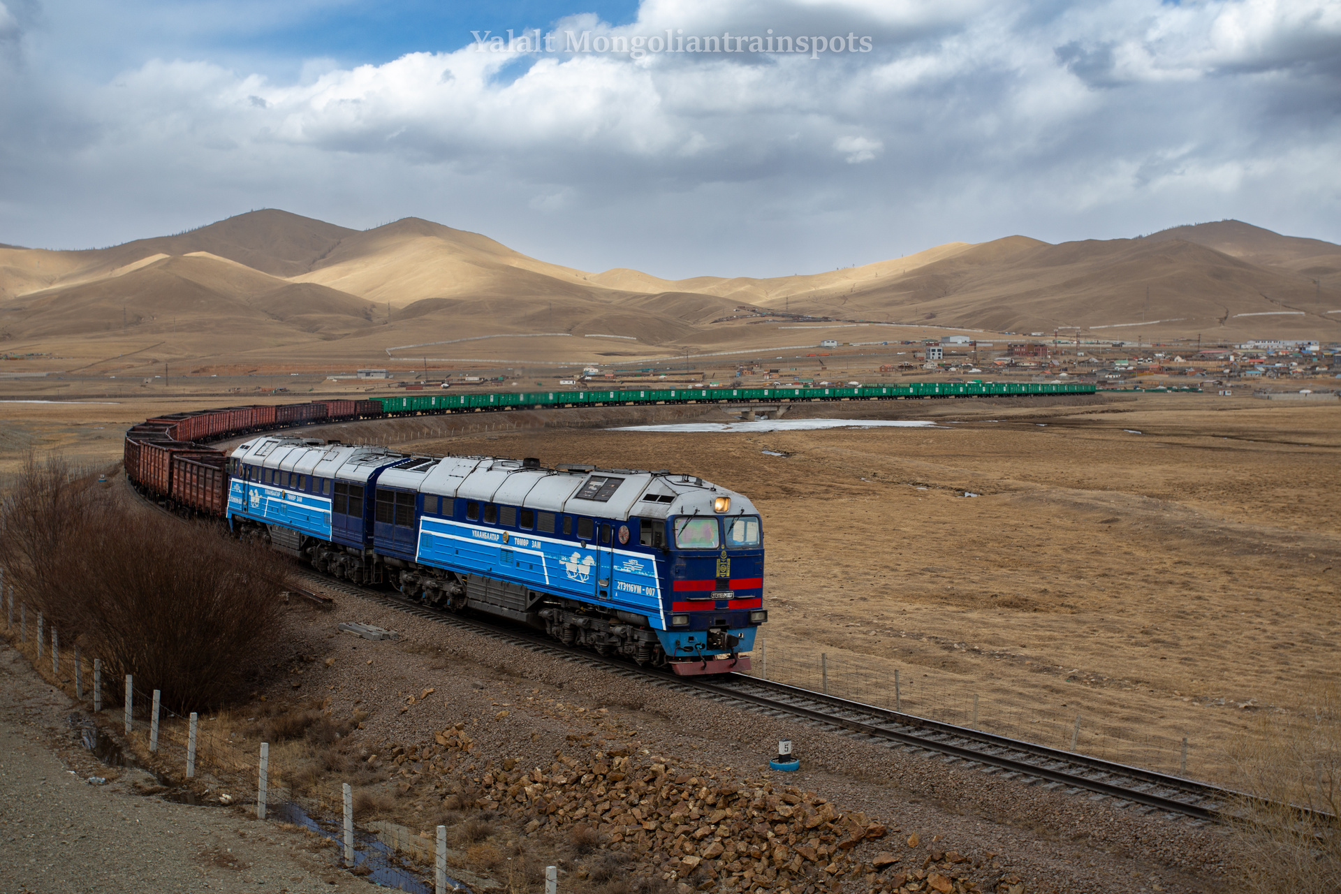 Luhanskteplovoz 2TE116U – photo 11