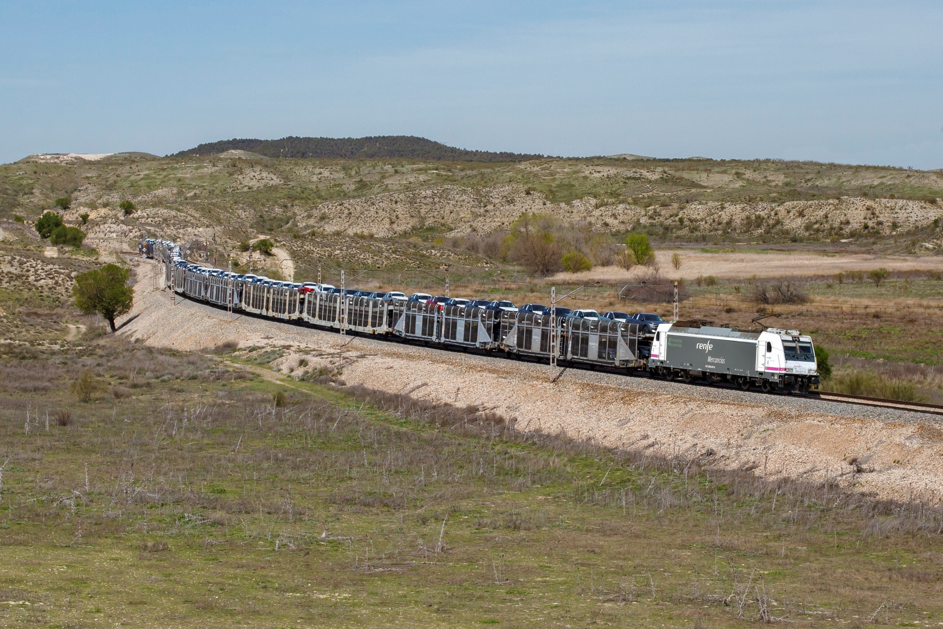 Bombardier F140 DC / S/253 – photo 6