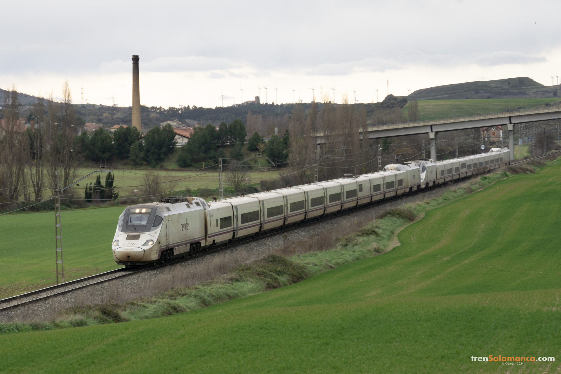 Bombardier RENFE 130 – photo 3