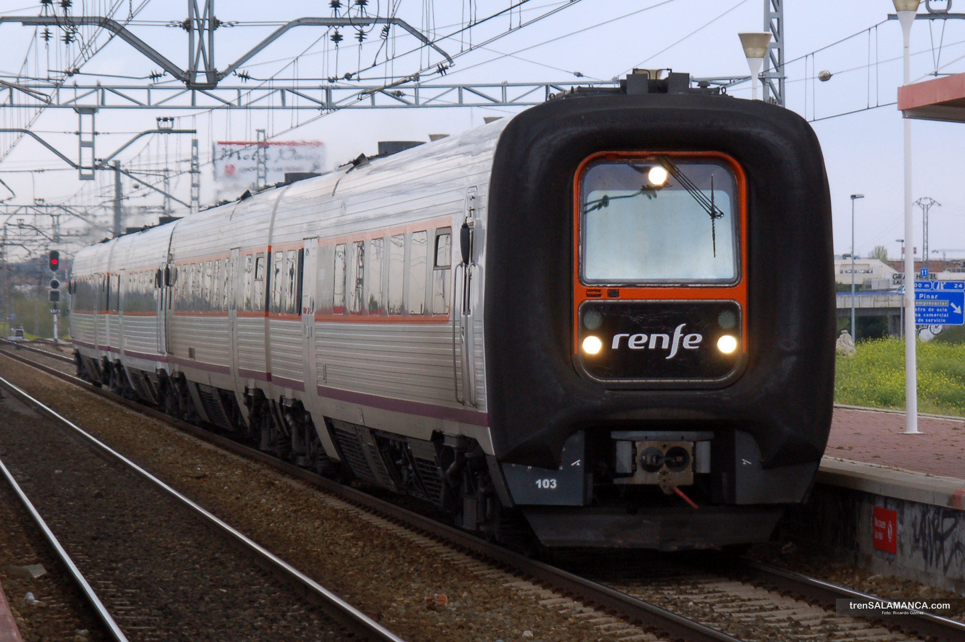 CAF RENFE 594 – photo 19