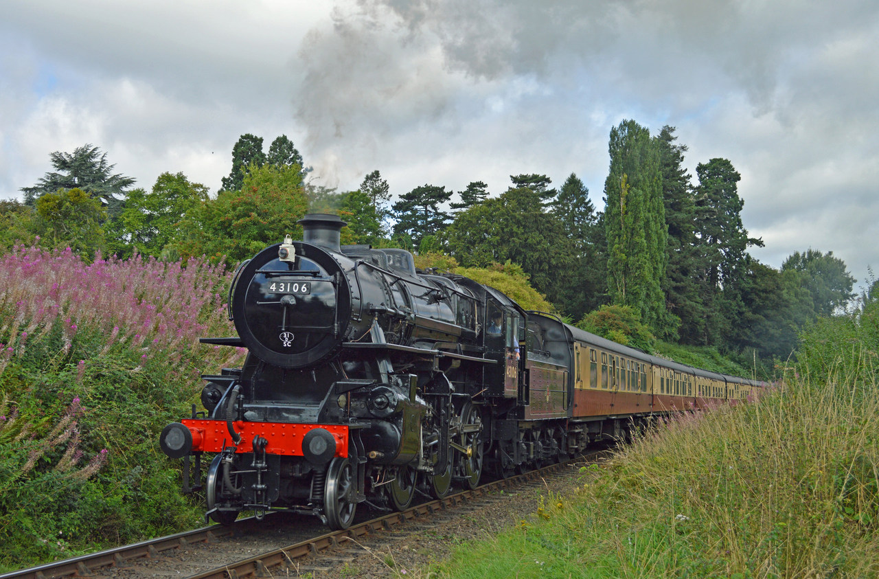 Doncaster Works LMS Ivatt 4 – photo 3