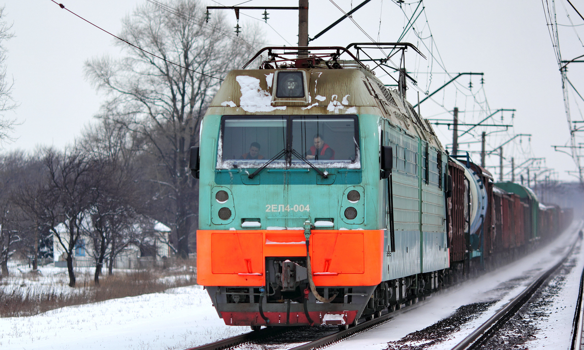 Luhanskteplovoz 2EL4 – photo 5