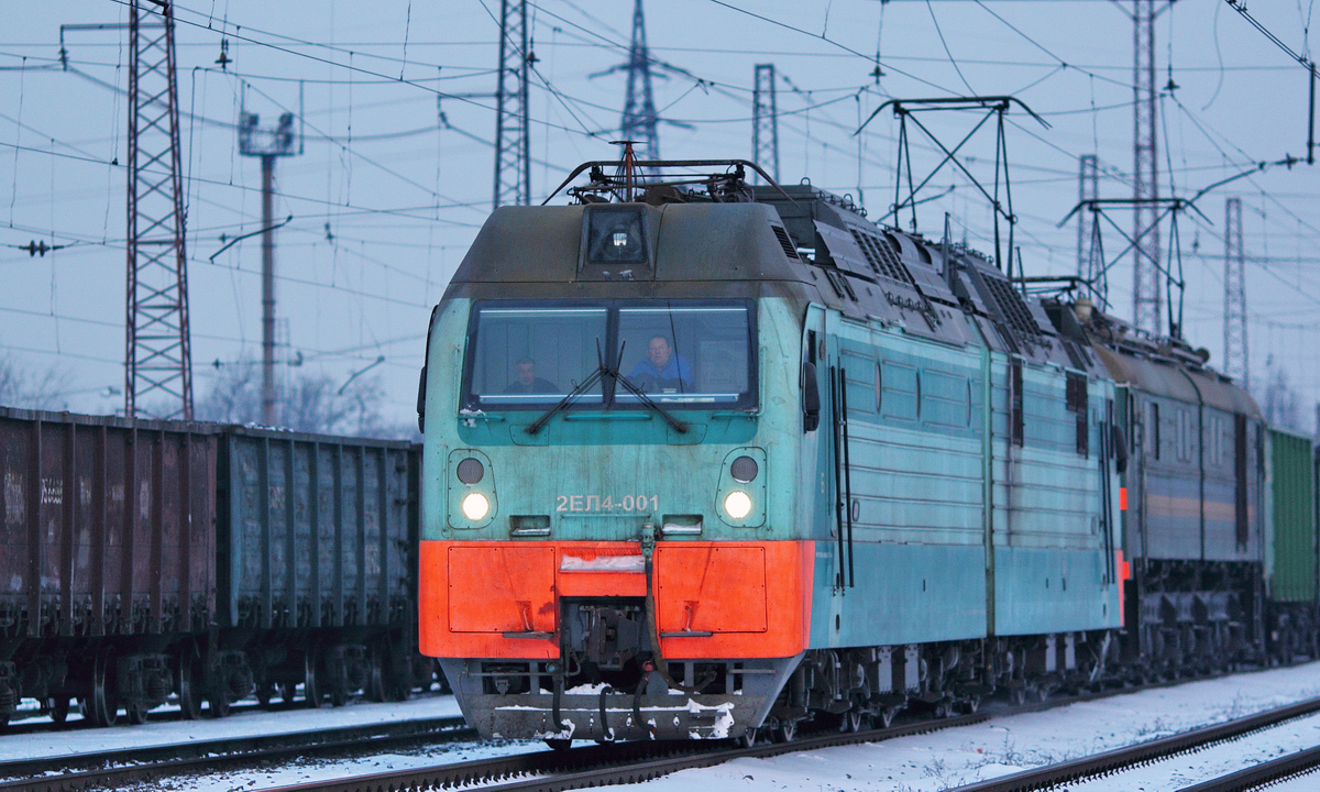 Luhanskteplovoz 2EL4 – photo 6