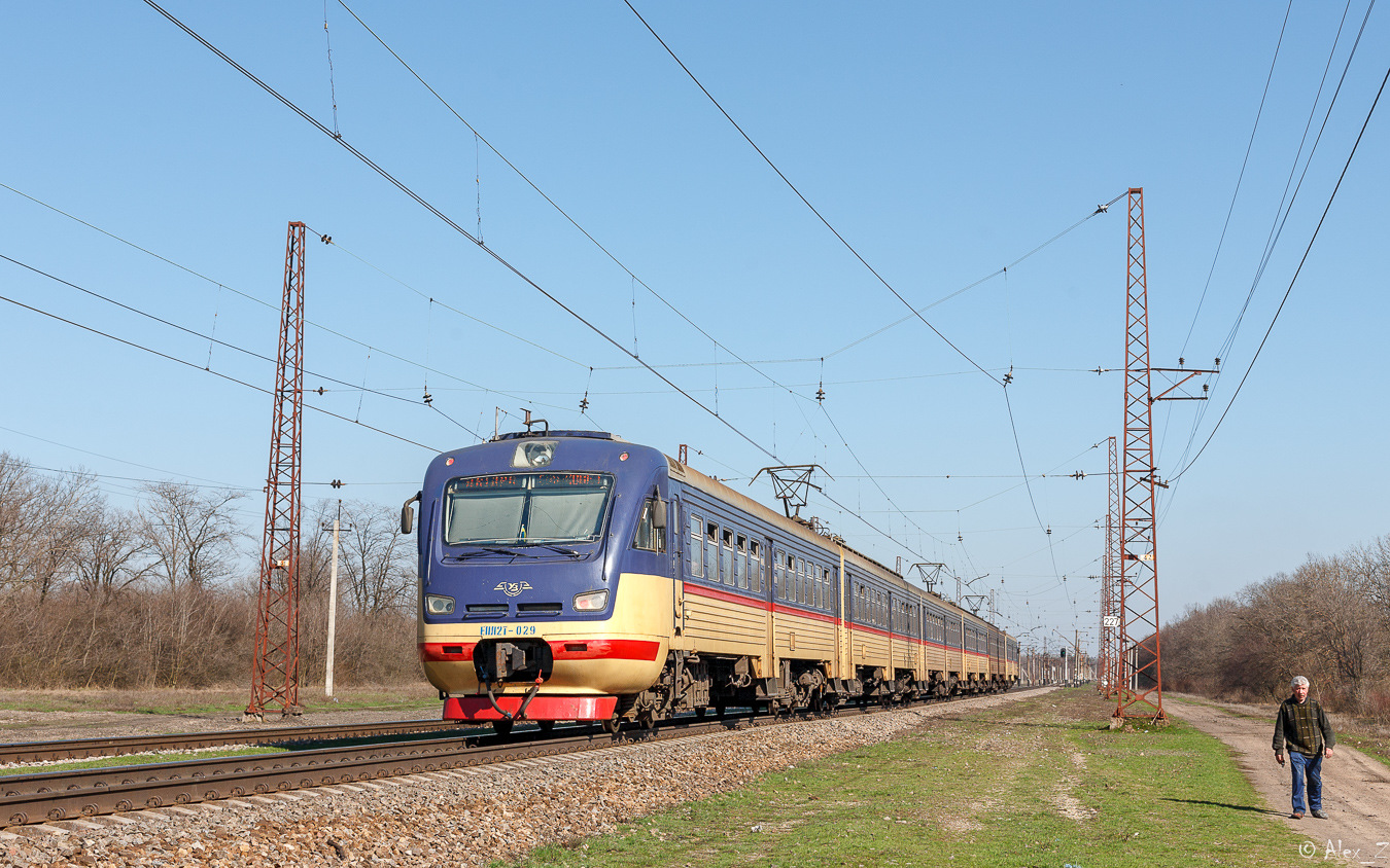 Luhanskteplovoz EPL2T – photo 12