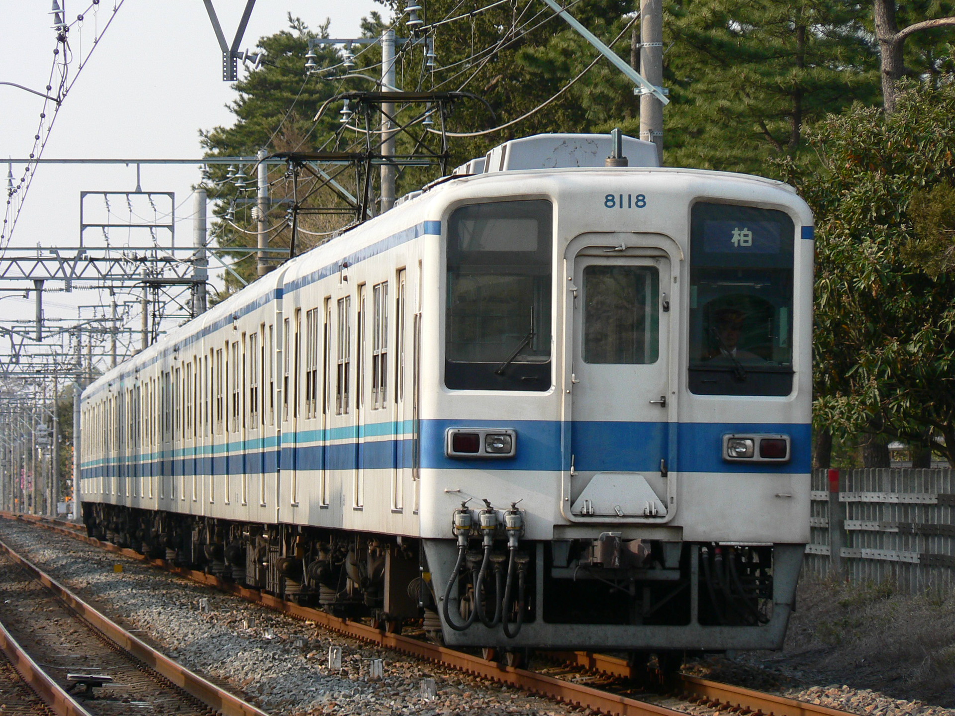 FHI Tobu 8000 – photo 12