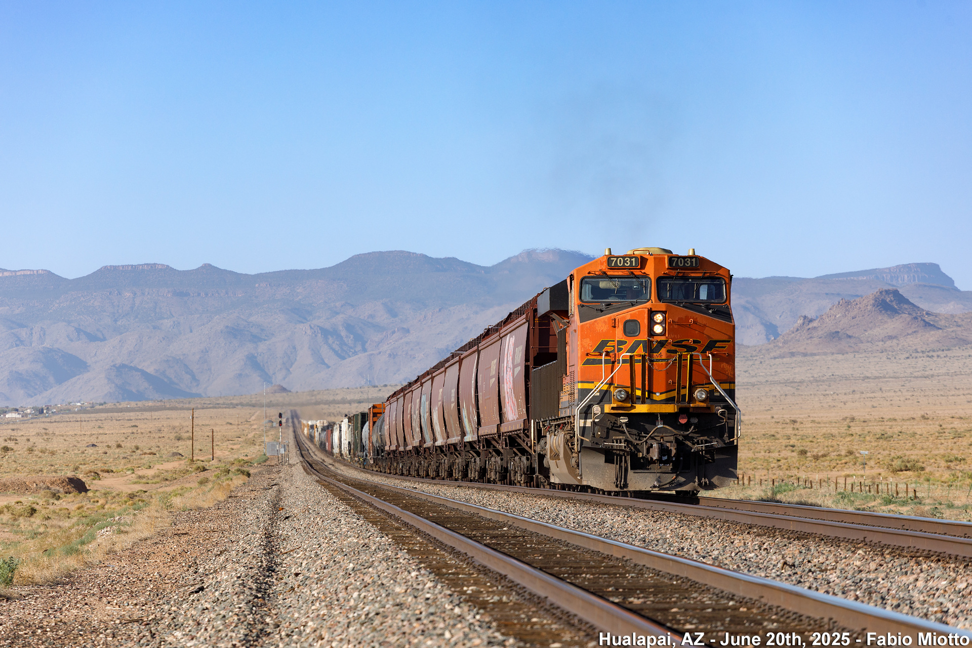 GE ES44C4 – photo 6