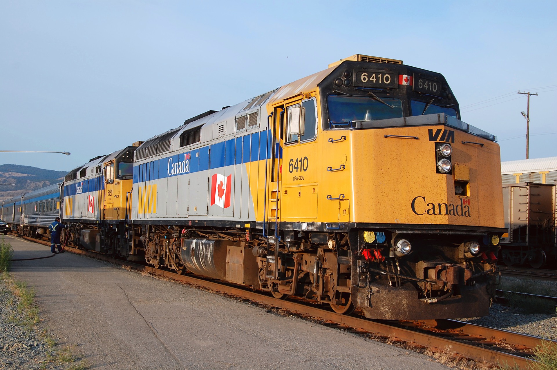 GMD Via F40PH-2D – photo 10