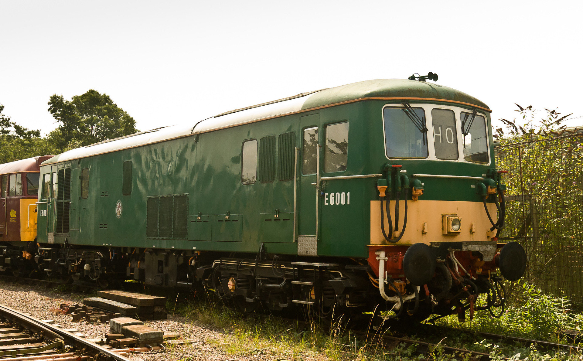 Eastleigh Works BR 73/0 – photo 2