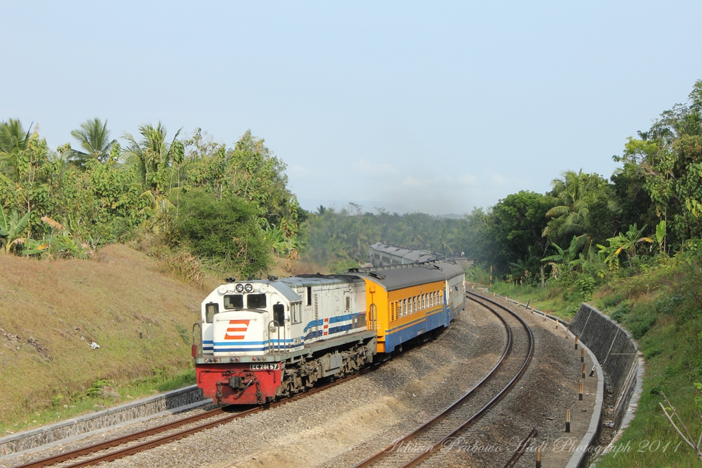 GE U18C – photo 24