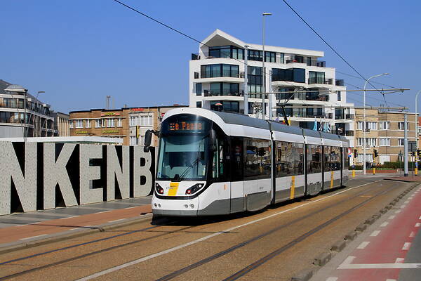 CAF Urbos 100  (De Lijn)