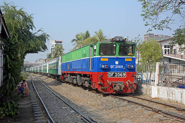CRRC Dalian MR CKD7
