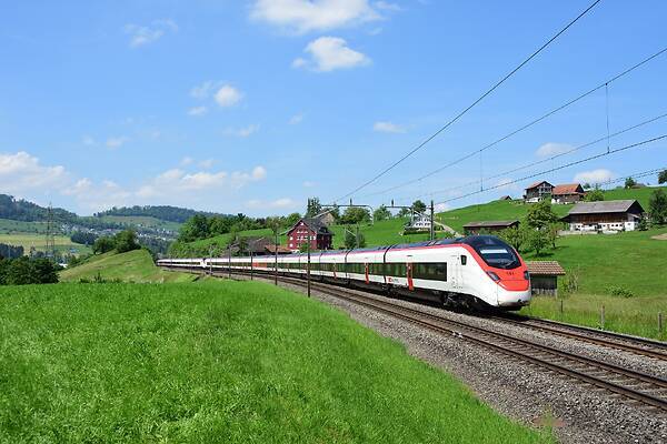 Stadler EC250
