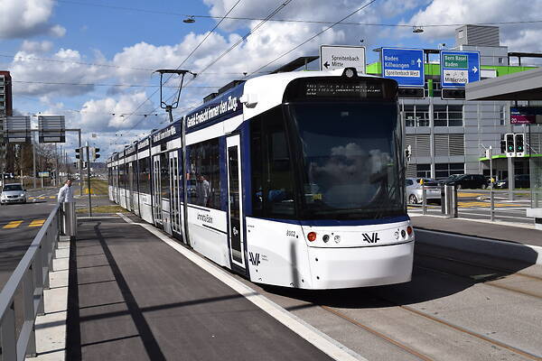 CAF Tramlink Be 6/8