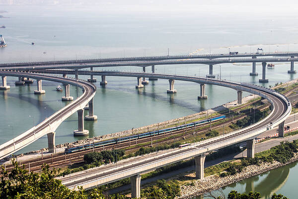 CAF LAR-Train