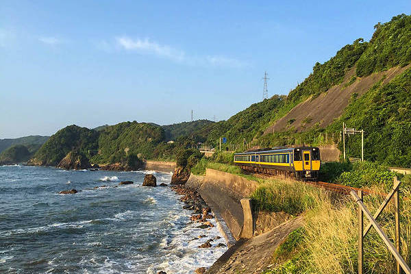 Nippon Sharyo JR West KiHa 187