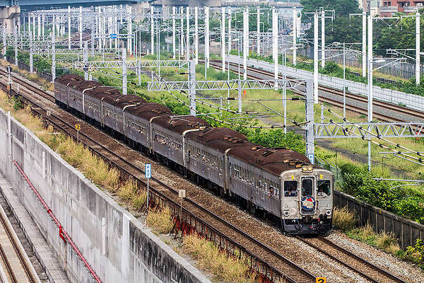 Tokyu Car TRA DR2700